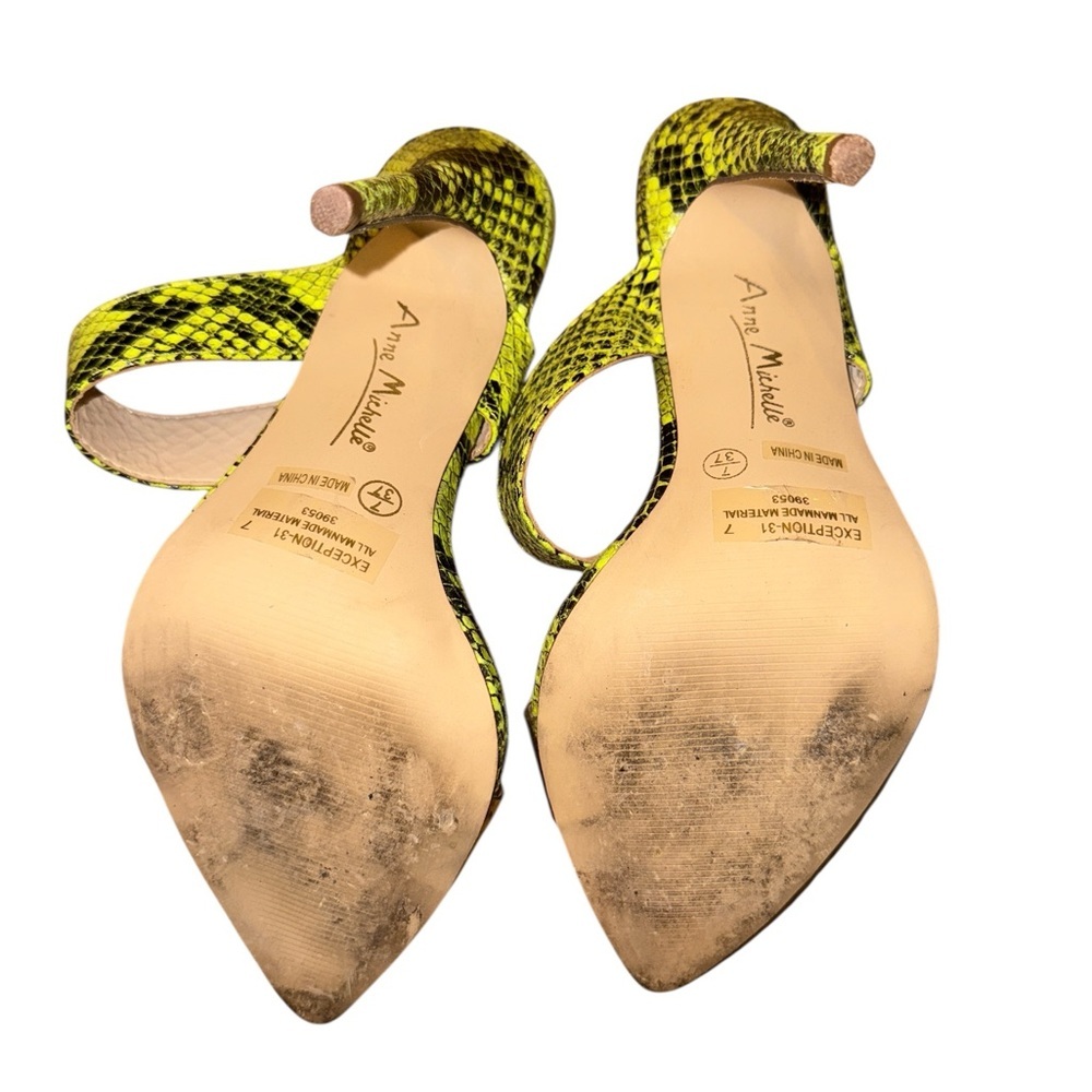 ANNE MICHELLE
EXCEPTION-3.1 2 BAND POINTY
TOE HEELS - Picture 6 of 6